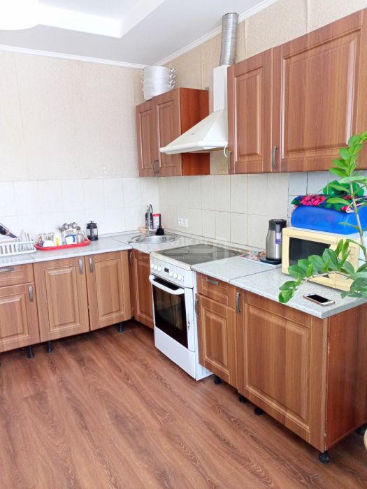 3-комн. квартира, 76.1 кв.м.
