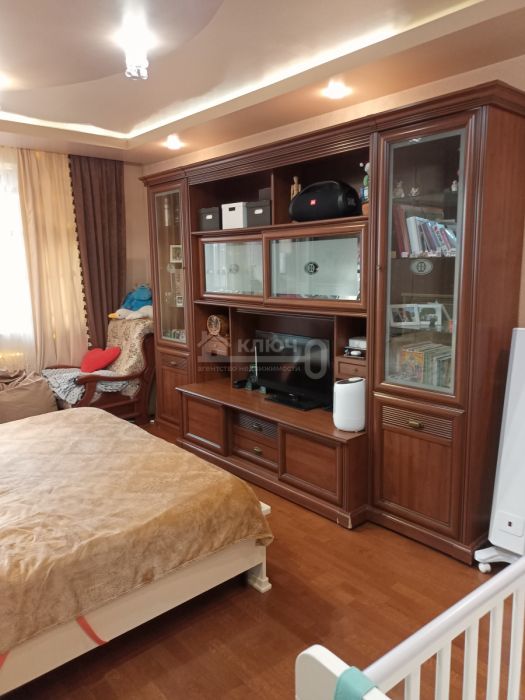 3-комн. квартира, 75.7 кв.м.