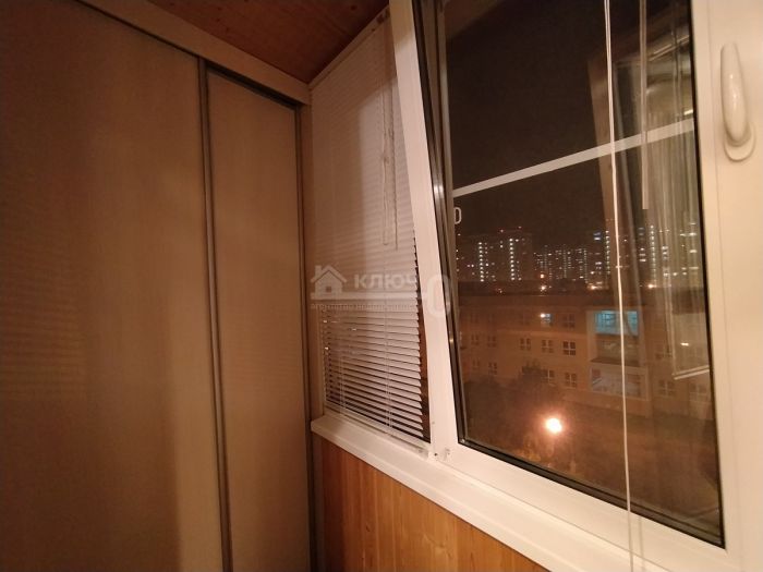 1-комн. квартира, 37.6 кв.м.
