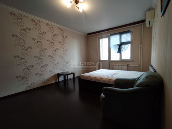 1-комн. квартира, 37.1 кв.м.