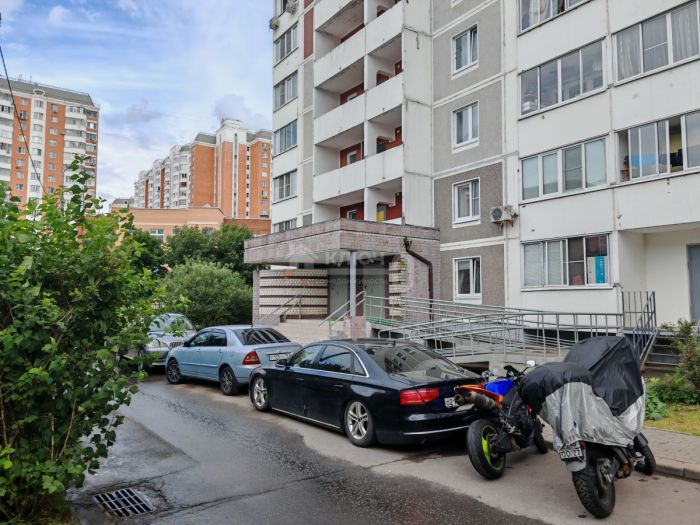 1-комн. квартира, 39.3 кв.м.