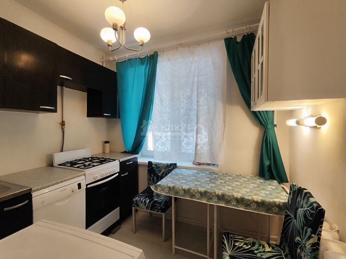 2-комн. квартира, 39.8 кв.м.