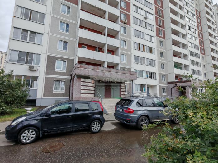 1-комн. квартира, 39.3 кв.м.