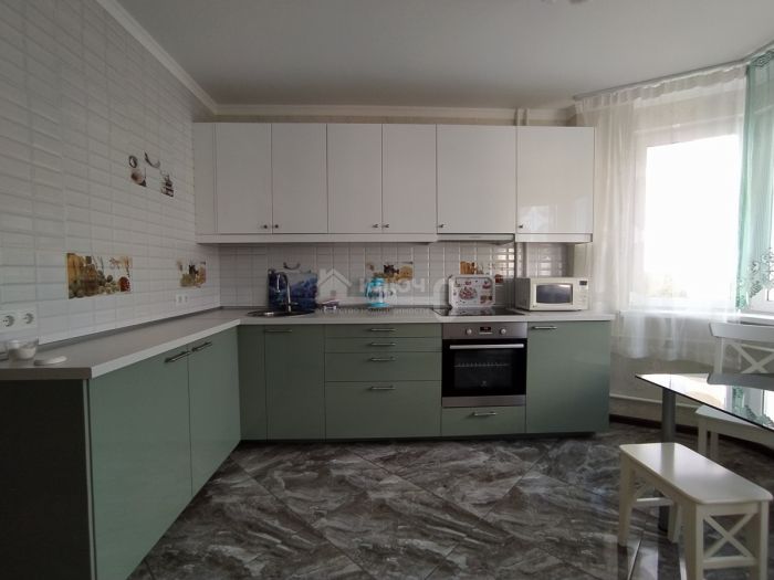 3-комн. квартира, 76 кв.м.