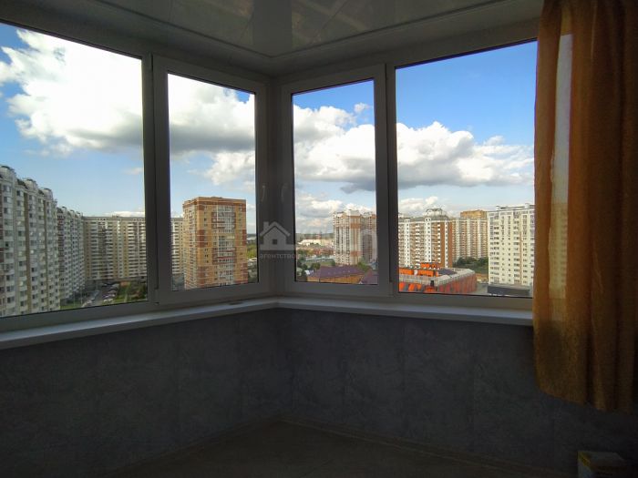 3-комн. квартира, 76 кв.м.