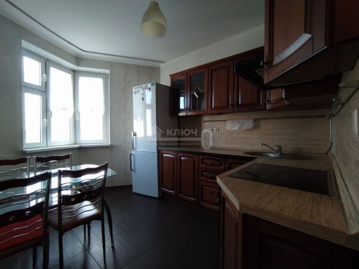 1-комн. квартира, 37.1 кв.м.